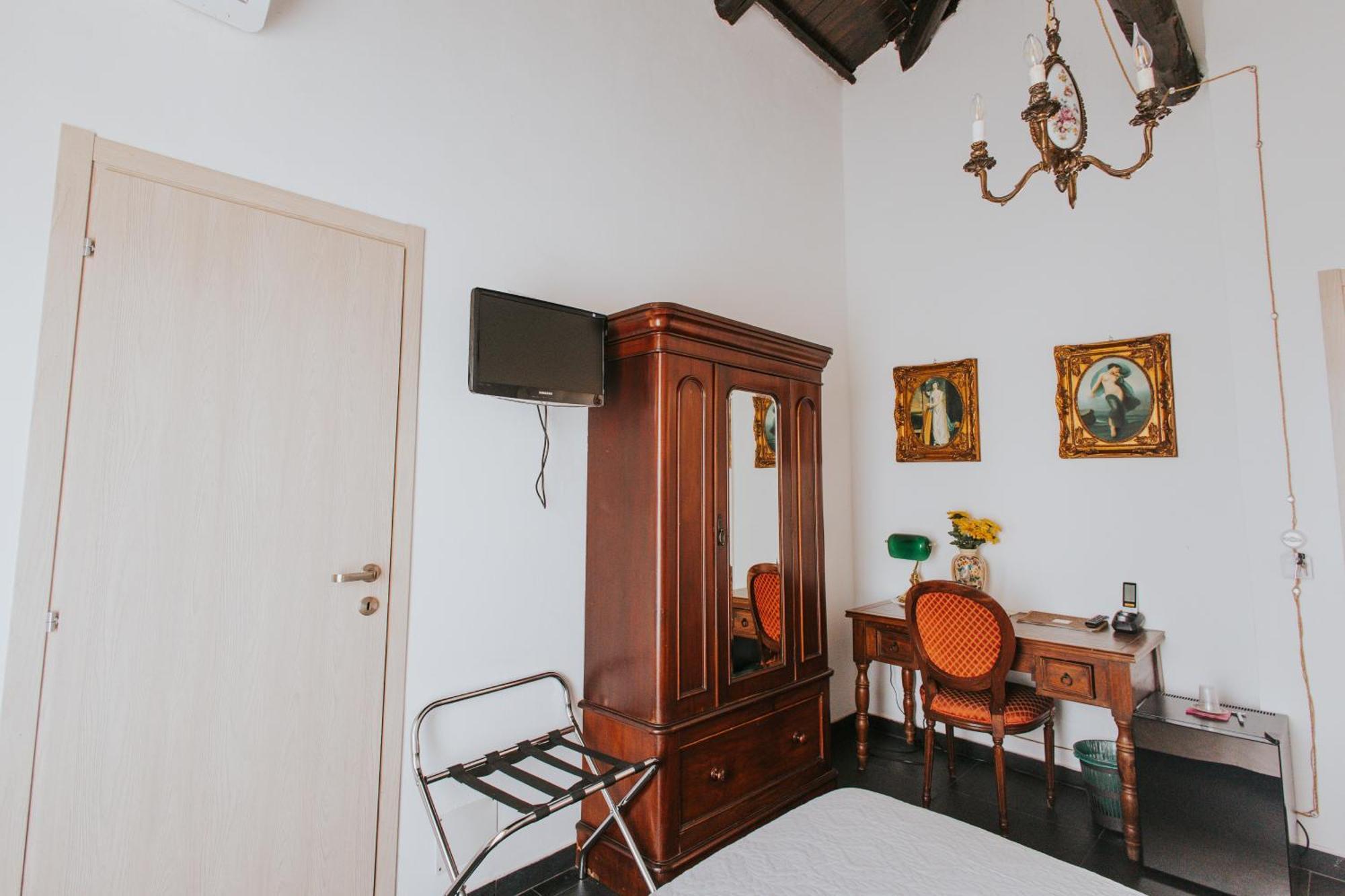 Bed and Breakfast Cosi Priziusi Vizzini Екстер'єр фото