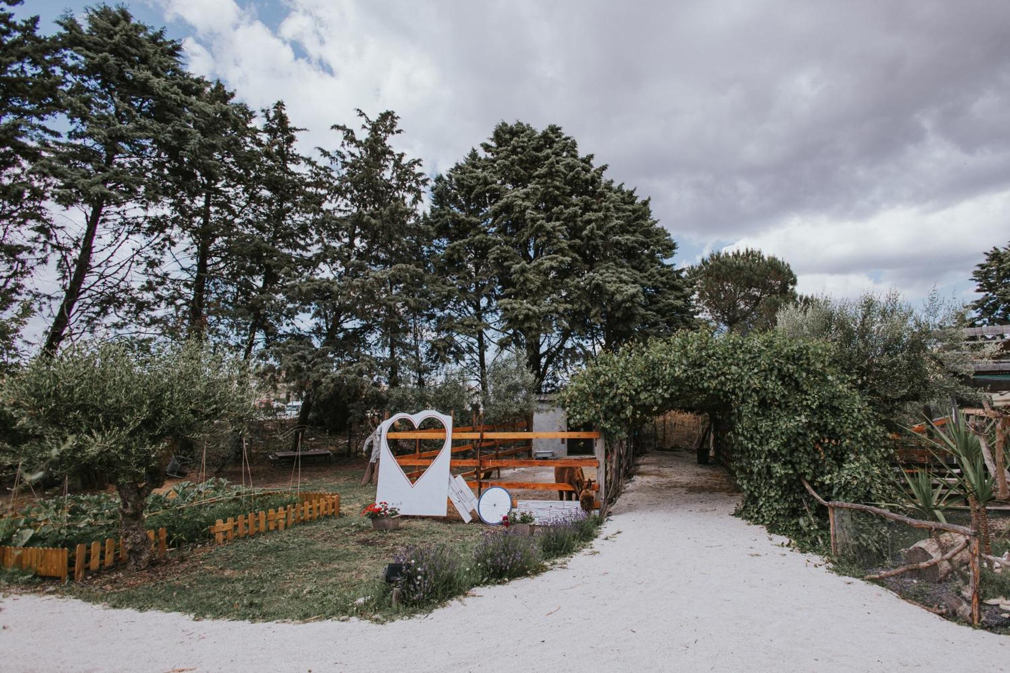 Bed and Breakfast Cosi Priziusi Vizzini Екстер'єр фото